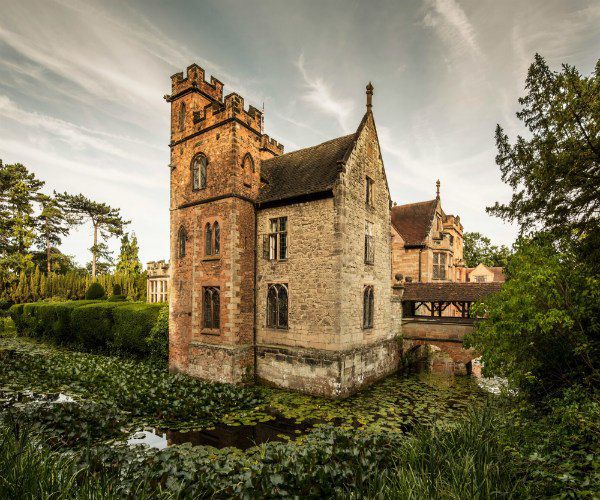 Read more about the article 5 luxurious English nation inns
