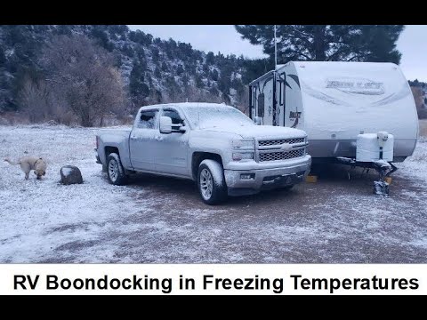 Read more about the article RV Boondocking in Freezing Temperatures – Full Time RV Dwelling & Journey