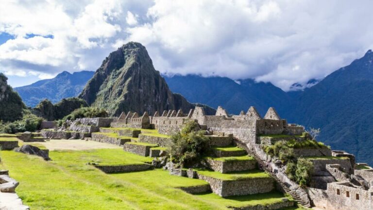 Read more about the article Machu Picchu goals to turn out to be carbon impartial by 2050.