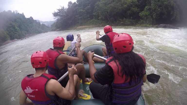 Read more about the article WATER RAFTING GONE WRONG!! (Sri Lanka) | RJ RAJESH | TRAVEL BLOG