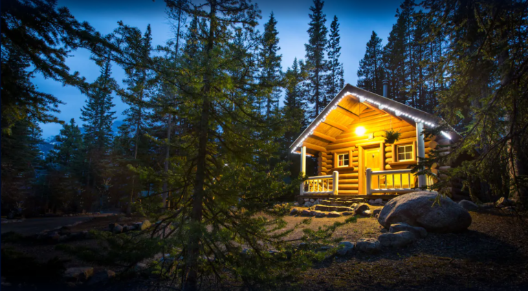 Read more about the article The Cutest Cabins to Lease in Banff, Canada