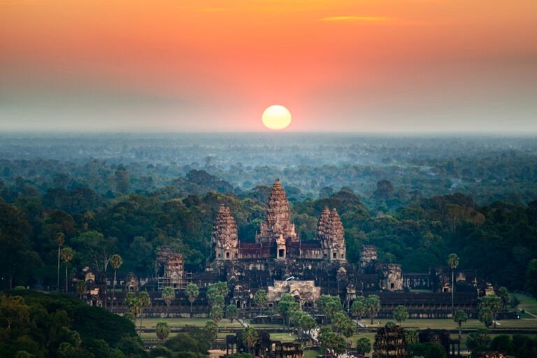 Read more about the article Cambodia is reopened to totally vaccinated travellers.