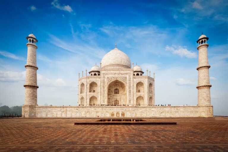 Read more about the article Taj Mahal is reopened for night time viewing from August 21 onwards