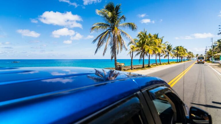 Read more about the article The 7 greatest highway journeys in Colombia: household drives, historic excursions, and cruising the coastal highways