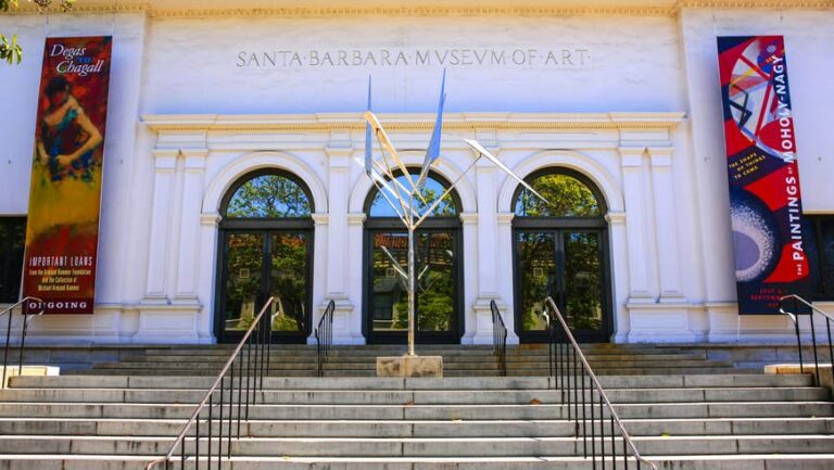 Read more about the article The highest museums in Santa Barbara: historical past, household enjoyable and underwater wonders