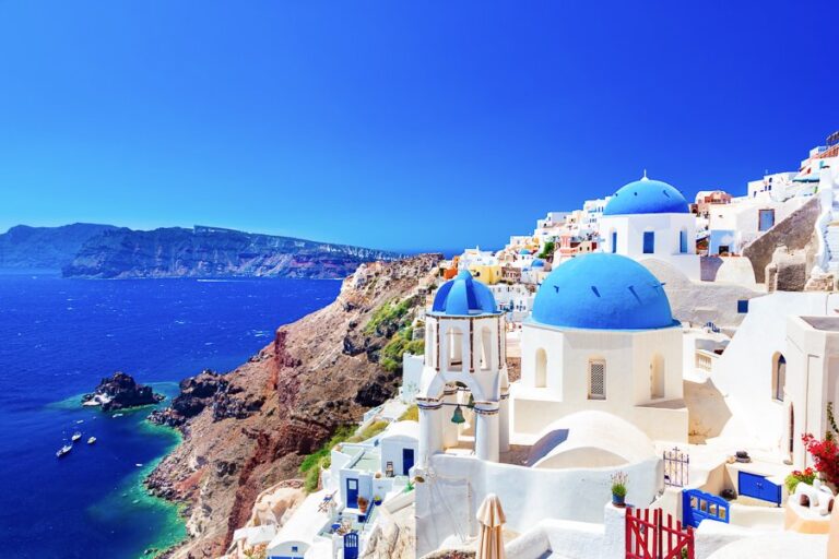 Read more about the article 15 Greatest Locations To Go to in Greece (2022 Replace)