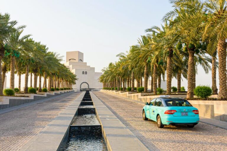 Read more about the article How you can discover Qatar by metro, taxi, bicycle and automobile