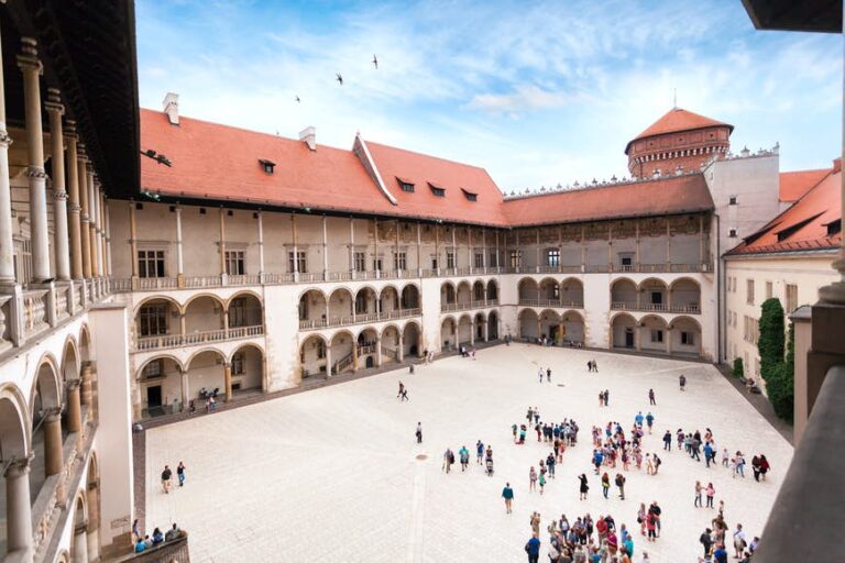 Read more about the article The ten finest free (and virtually free) issues to do in Kraków: museums, tradition and remembrance